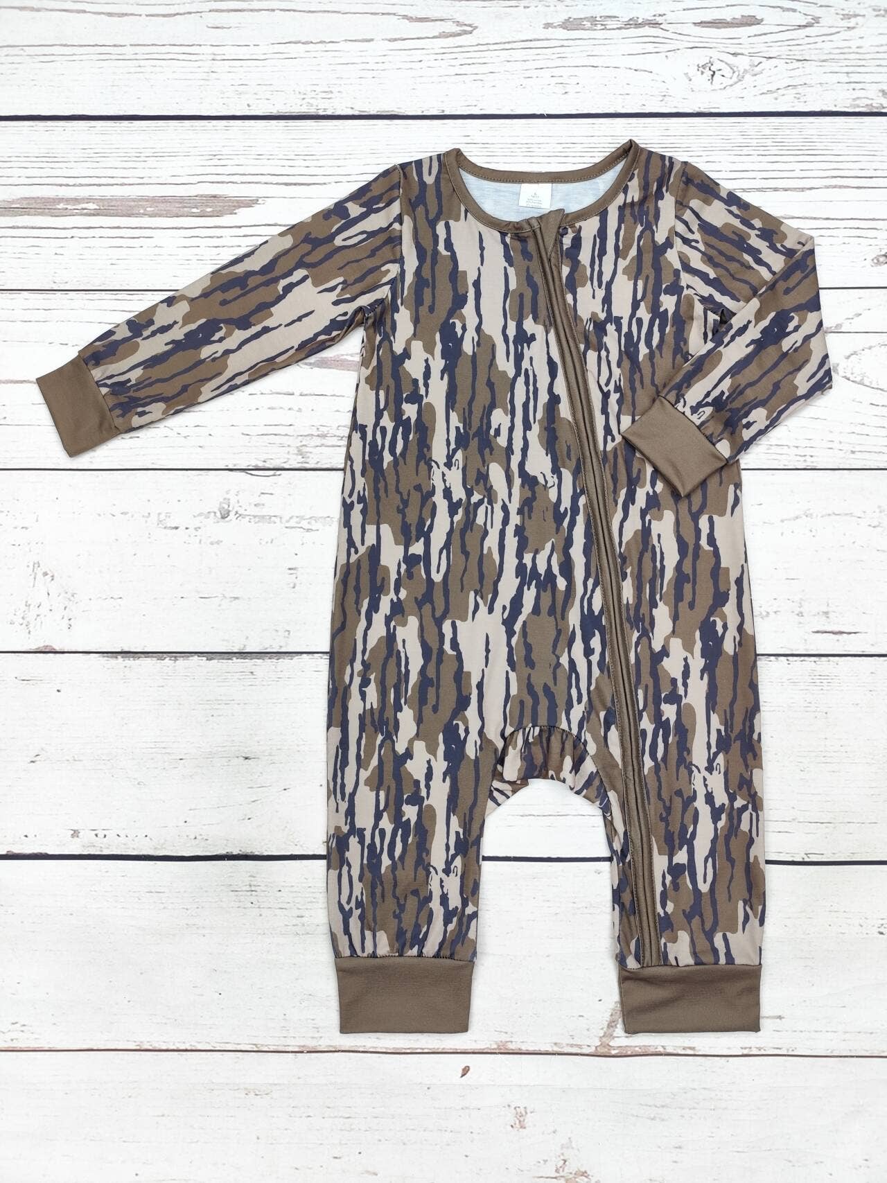 Dark Camouflage Sleeper